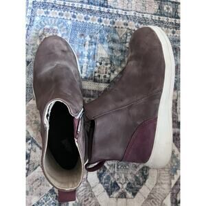 Red Wing Shoes Extra Light Oil/Slip Resistant Steel Toe For Safety Women Sz 8.5